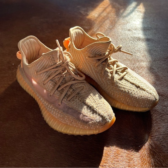 Adidas Yeezys Boost 350 V2 “Clay” - Picture 3 of 5